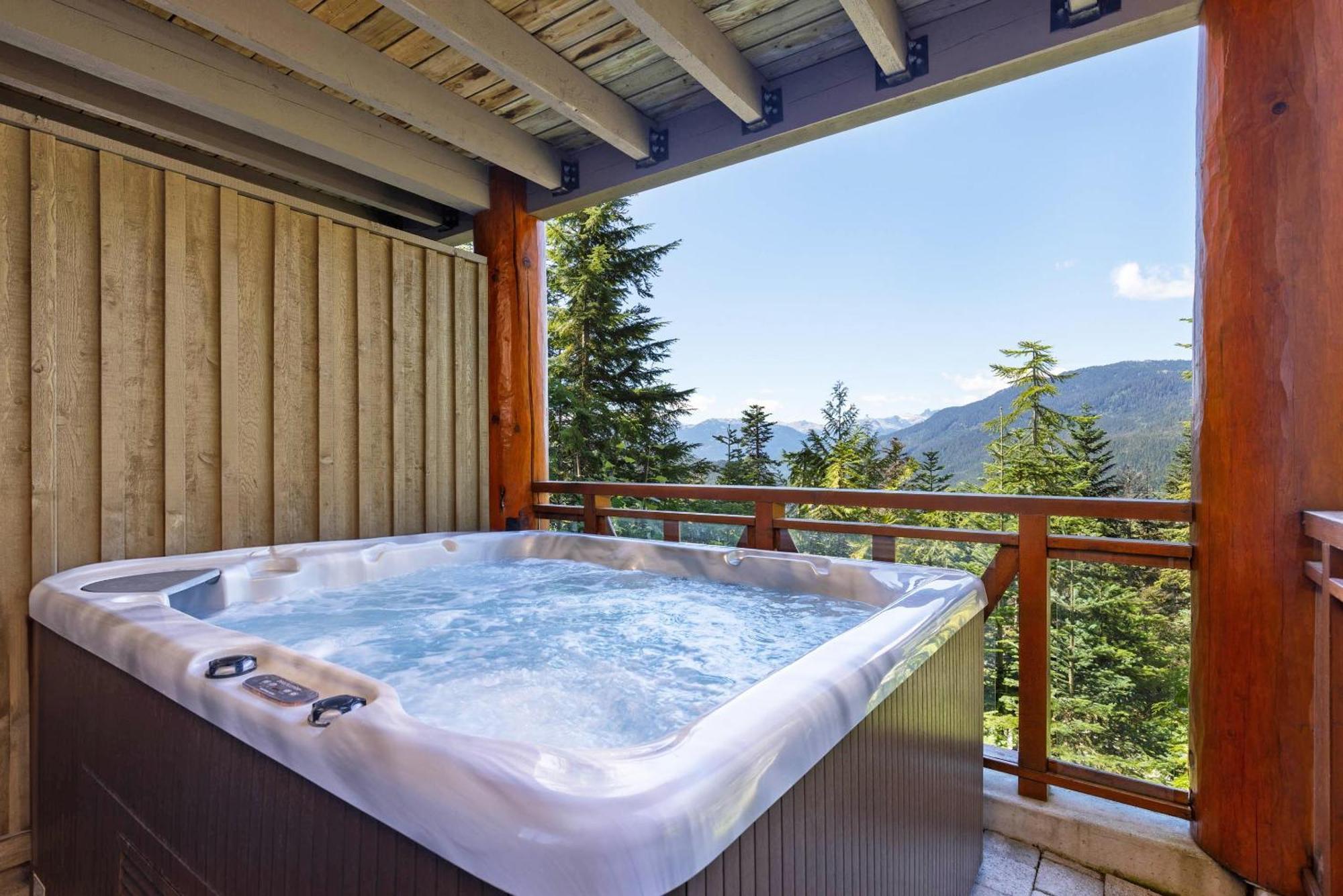 Taluswood The Heights 18 | Mountainside Townhome W/ Ski Access, Hot Tub, Tranquil Views Whistler Exteriér fotografie