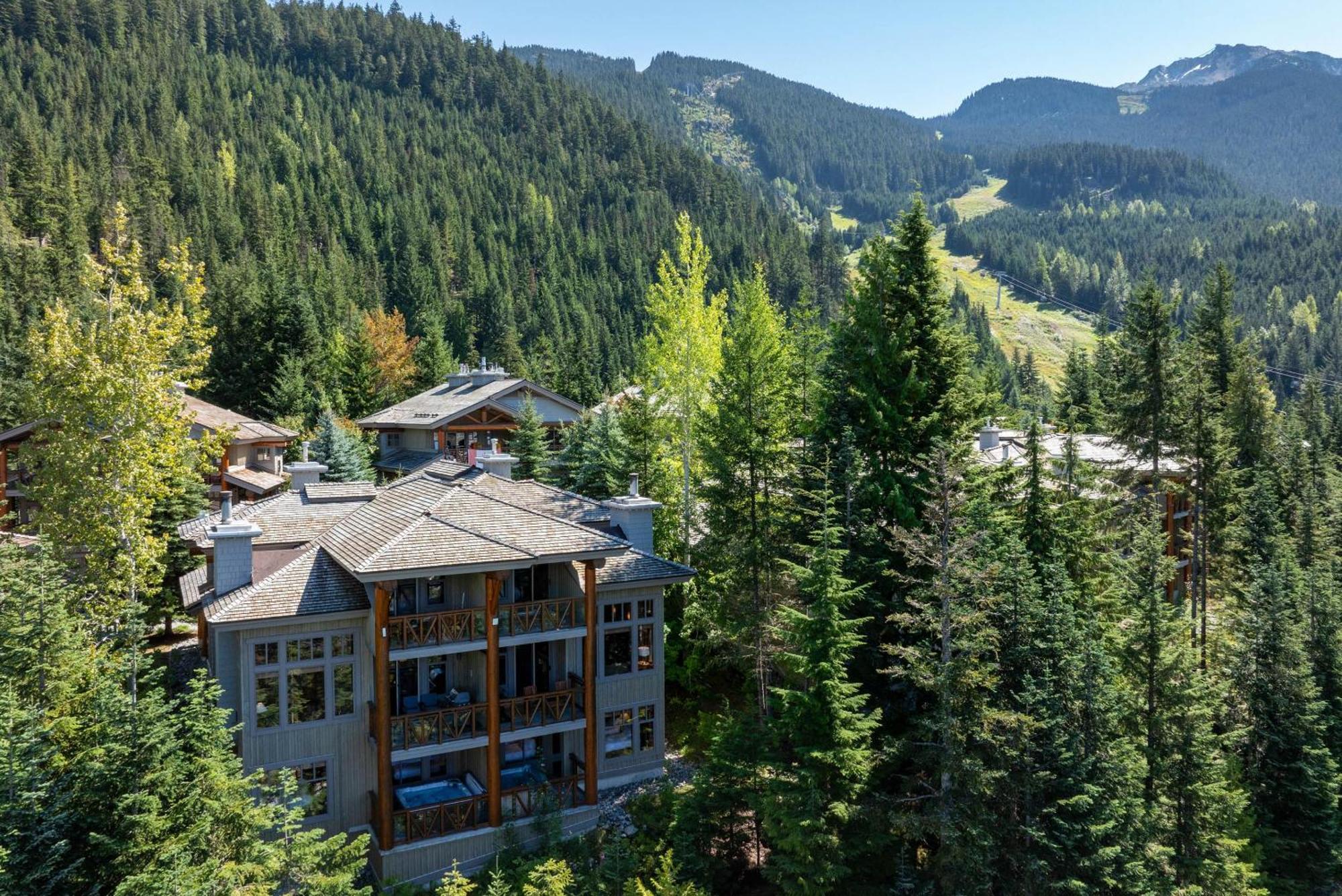 Taluswood The Heights 18 | Mountainside Townhome W/ Ski Access, Hot Tub, Tranquil Views Whistler Exteriér fotografie